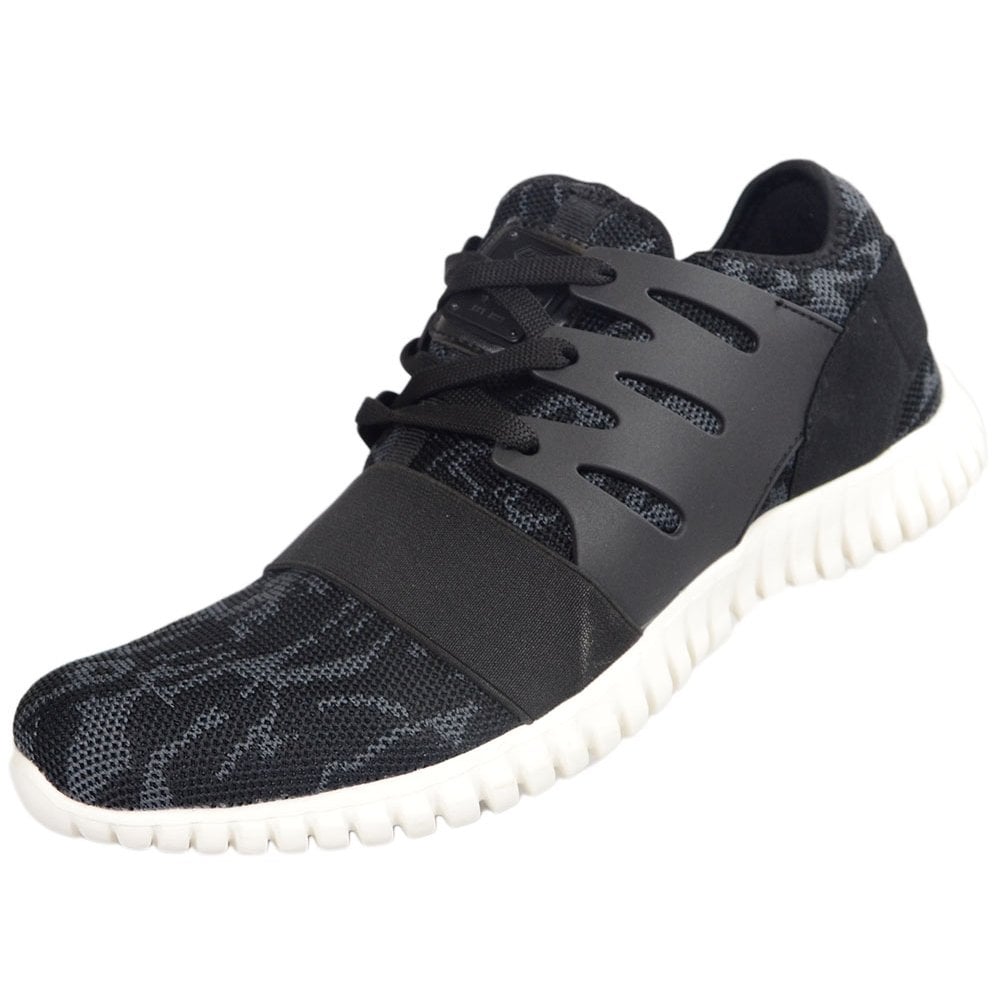 URBO Mesh Black Trainer