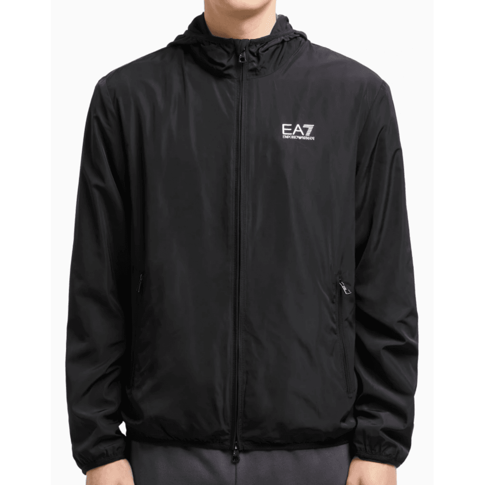 Lightweight Core ID Logo Black Windbreaker