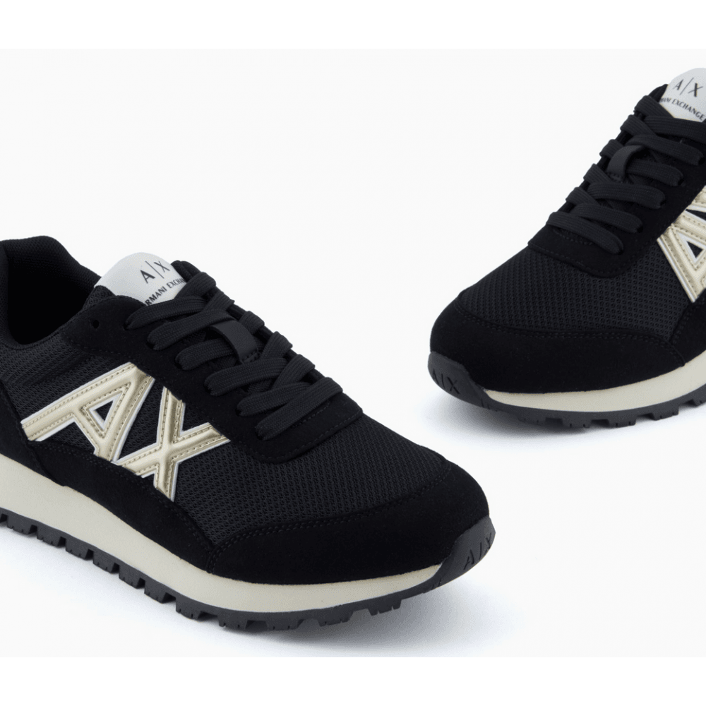 Mesh Black/Gold Runner Trainer